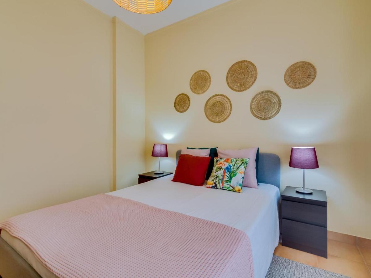 Al - Beachside Hideaway Quarteira Bagian luar foto